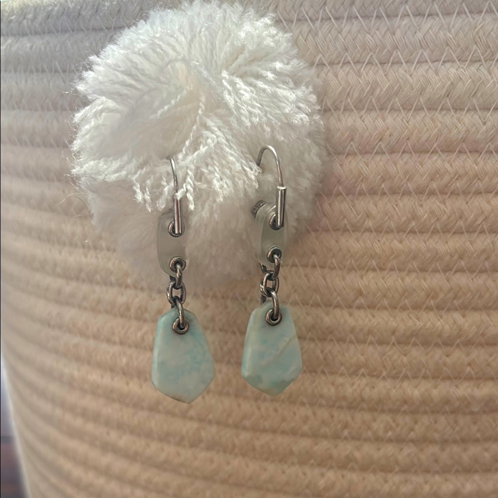 Kendra Scott RARE RETIRED blue agate and mother of pearl dangle earrings silver
